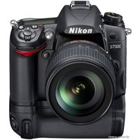 Зеркальный фотоаппарат Nikon D7000 Kit 18-105mm VR