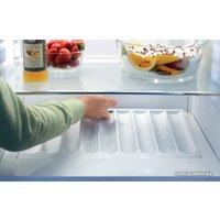 Холодильник Liebherr CBN 3956 Premium