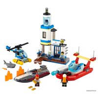 Конструктор LEGO City 60308 Операция береговой полиции и пожарных