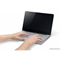 Ноутбук 2-в-1 Sony VAIO SVF13N2L2RS
