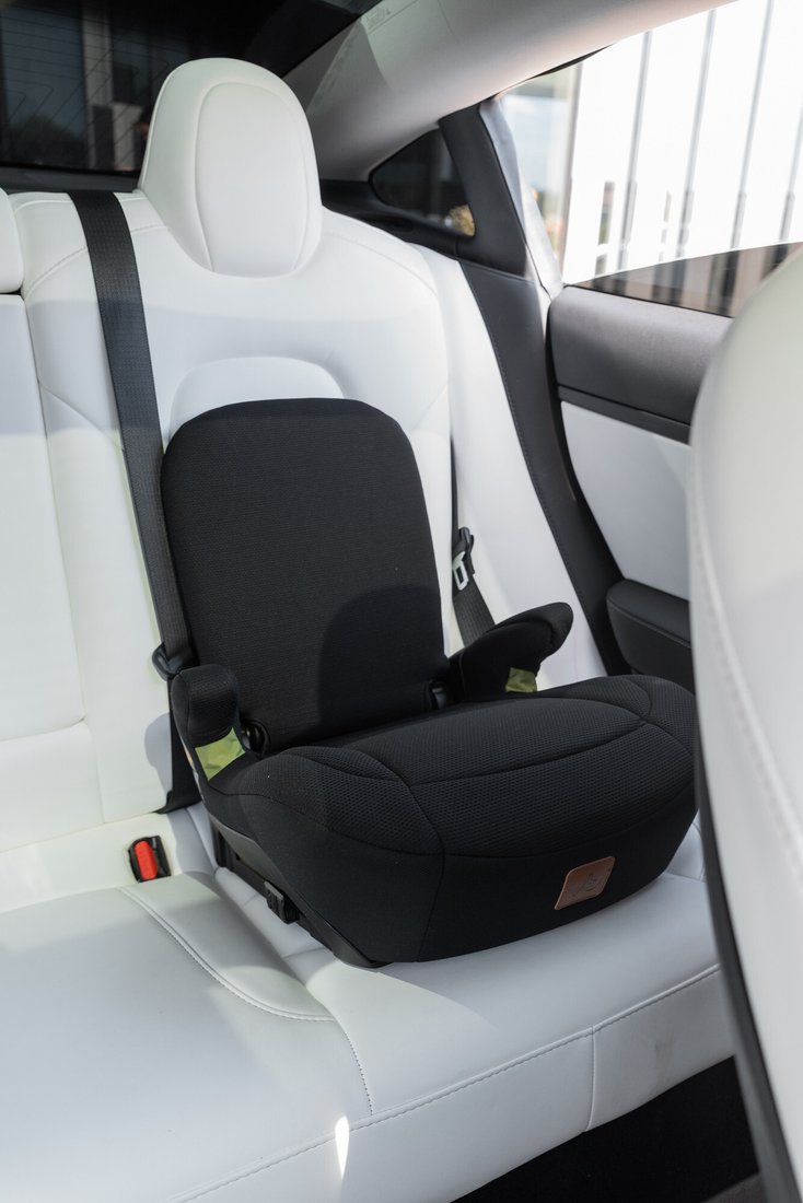 Детское сиденье VipBaby Defender (obsidian)