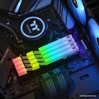 Оперативная память Thermaltake ToughRam RGB 2x8GB DDR4 PC4-36800 R009D408GX2-4600C19A в Бобруйске