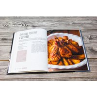 Книга издательства АСТ. Фуд-фотограф на кухне: профессиональные секреты. Книга о вкусной и фотогеничной пище