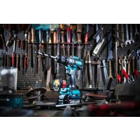 Ударная дрель-шуруповерт Makita HP001GZ01 (без АКБ, кейс)