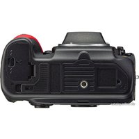 Зеркальный фотоаппарат Nikon D700 Body