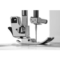 Электромеханическая швейная машина Brother RL425