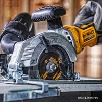 Дисковая (циркулярная) пила DeWalt DCS571N-XJ (без АКБ)