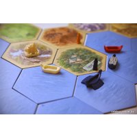 Карточная игра Мир Хобби Колонизаторы. Первопроходцы и Пираты