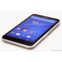 Телефон Sony Xperia E4