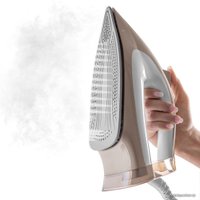 Утюг Endever Delta-400