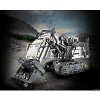 Конструктор LEGO Technic 42100 Экскаватор Liebherr R 9800