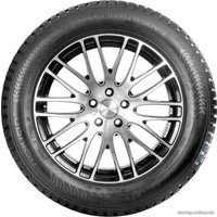 Зимние шины Nokian Tyres Hakkapeliitta 8 SUV 245/65R17 111T