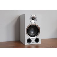 Полочная акустика Taga Harmony Azure B-40 v.3 (белый)