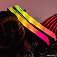 Оперативная память PNY XLR8 Gaming Epic-X RGB 16GB DDR4 PC4-25600 MD16GD4320016XRGB