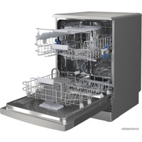 Отдельностоящая посудомоечная машина Indesit DFC 2B+19 AC X