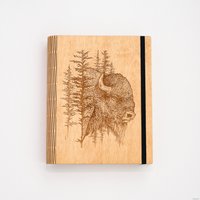 Ежедневник Творческая мастерская "Пуговка" Анастасии Минич А5 Зубр с деревьями