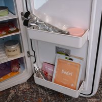 Бьюти-холодильник Meyvel MB-25HC1W