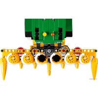 Конструктор LEGO Technic 42168 Кормоуборочный комбайн John Deere 9700