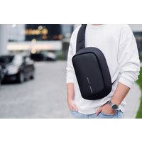 Слинг XD Design Bobby Sling P705.781 (черный)