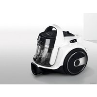 Пылесос Bosch BGS05A322