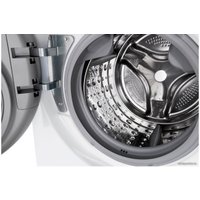 Стирально-сушильная машина LG FH6G1BCH2N