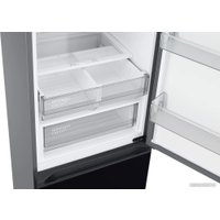 Холодильник Samsung Bespoke RB38A7B5E22/EF