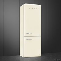 Холодильник Smeg FAB38RCR5