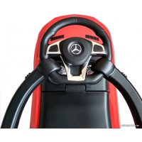 Каталка Chi Lok Bo Mercedes AMG с ручкой (красный)