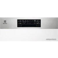 Встраиваемая посудомоечная машина Electrolux EES47300IX