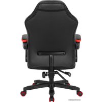 Игровое (геймерское) кресло Defender Master (черный/красный)