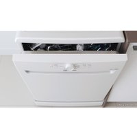 Отдельностоящая посудомоечная машина Indesit DFE 1B19 13