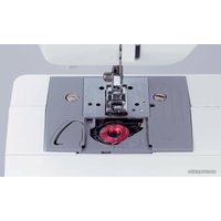 Электромеханическая швейная машина Brother Universal 17