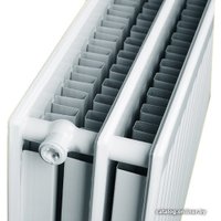 Стальной панельный радиатор Лидея ЛУ 33-304 300x400