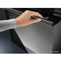 Электрический духовой шкаф Electrolux SurroundCook 600 EOF5C50BZ