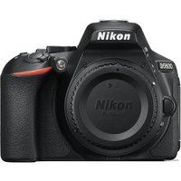 Зеркальный фотоаппарат Nikon D5600 Kit 18-140mm AF-S VR