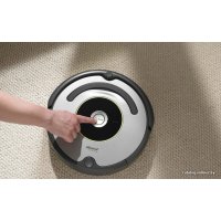 Робот-пылесос iRobot Roomba 616