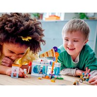 Конструктор LEGO City 60363 Магазин мороженого