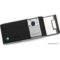 Кнопочный телефон Sony Ericsson C905