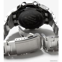 Наручные часы Casio G-Shock AWM-500D-1A8