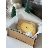 Ароматическая свеча Gentle Art в дереве Рождественское желание (деревянный фитиль)