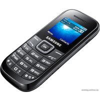 Кнопочный телефон Samsung Keystone II GT-E1200M