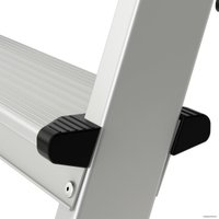 Лестница-стремянка Новая высота NV 212 с увеличенной площадкой 2x2 ступени