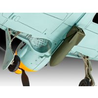 Сборная модель Revell 03898 Немецкий истребитель Focke Wulf Fw190 F-8