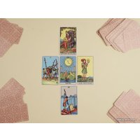 Карты Таро Эксмо. Классическое Таро. Руководство для гадания (78 карт, 2 пустые, инструкция в коробке)