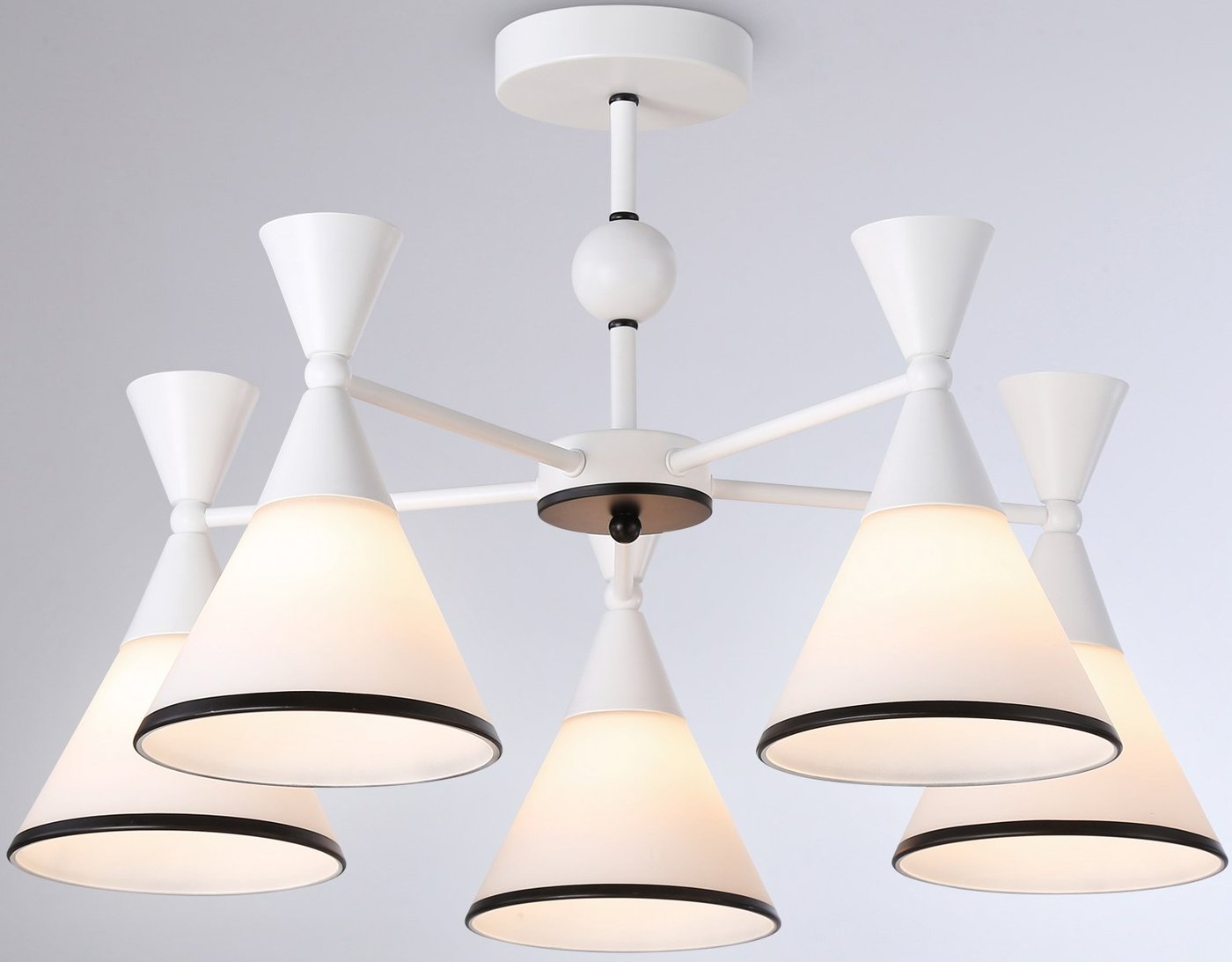 

Припотолочная люстра Ambrella Traditional TR3165/5 WH/BK (белый/черный)