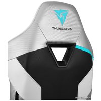 Игровое (геймерское) кресло ThunderX3 TC3 Arctic White (черный/белый)