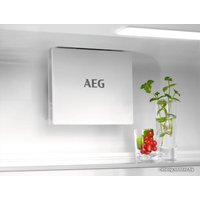 Холодильник AEG NSC7G751ES