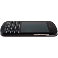 Телефон BlackBerry Q10