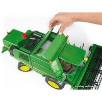 Комбайн Bruder John Deere T670i 02132