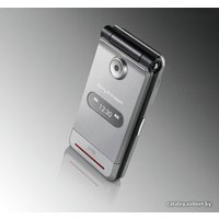 Телефон Sony Ericsson Z770i